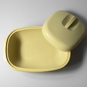 Tupperware Vintage Harvest Yellow Serving Dish & Lid 1273-6 1275-4